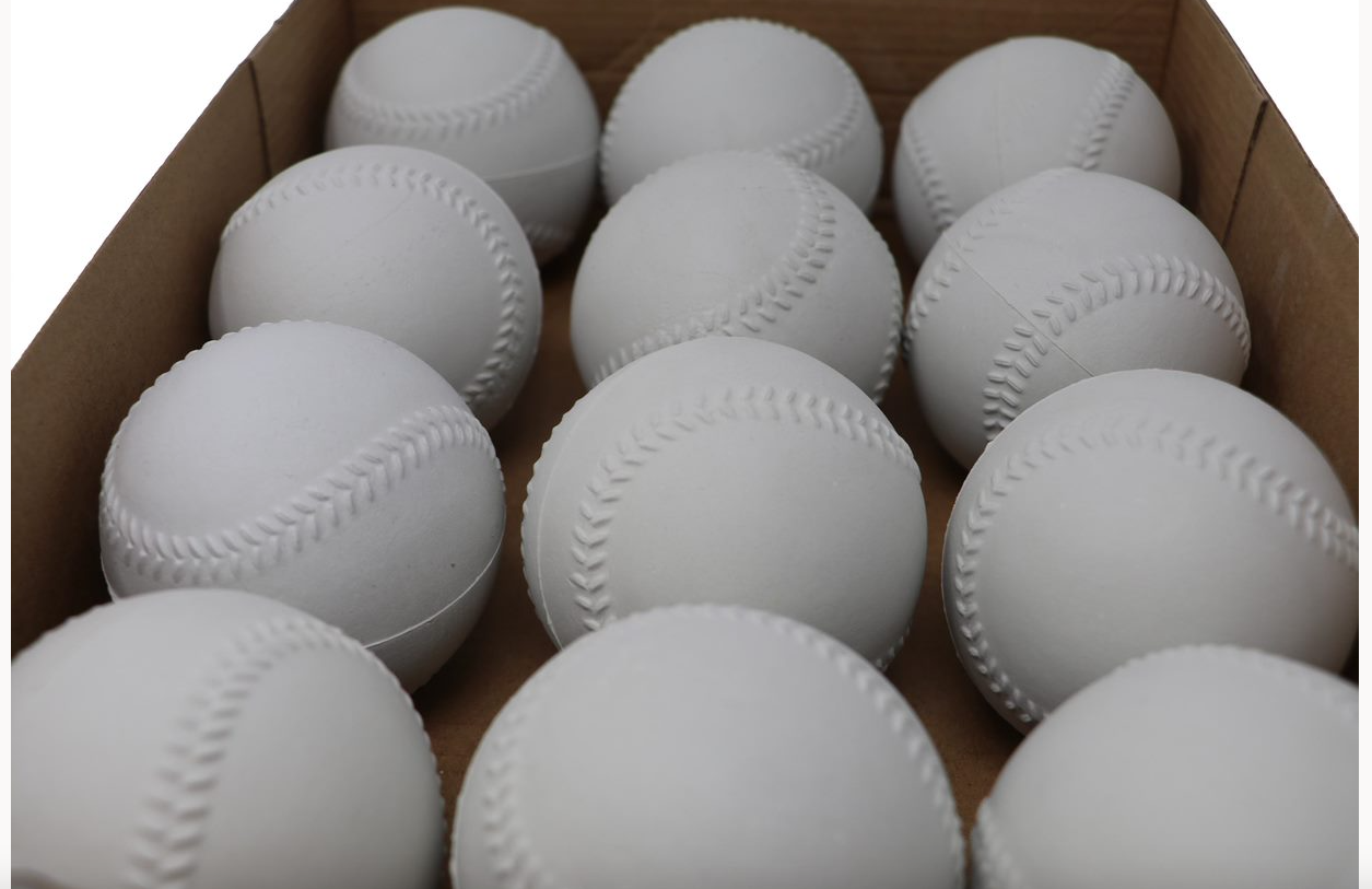 A-122 baseball balls for throwing machine, size 9'', white, 12 pieces